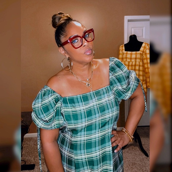 NWT ๐ - Green Plaid Dress - Picture 6 of 6